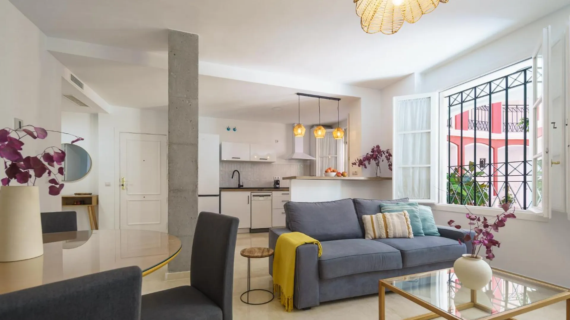 Misterhost Conde De Ibarra 2Hab, Parking Apartment Seville Spain